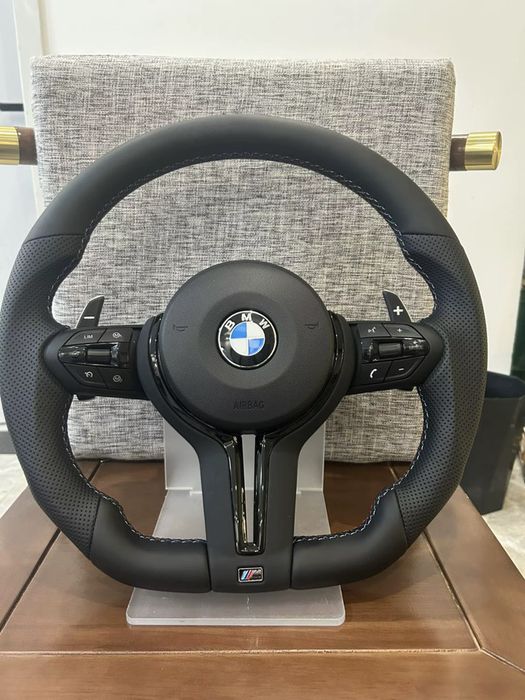 Волани за BMW Steering Wheel BMW Carbon Alcantara Rev Display AMG Mercedes Audi Rs M competiton