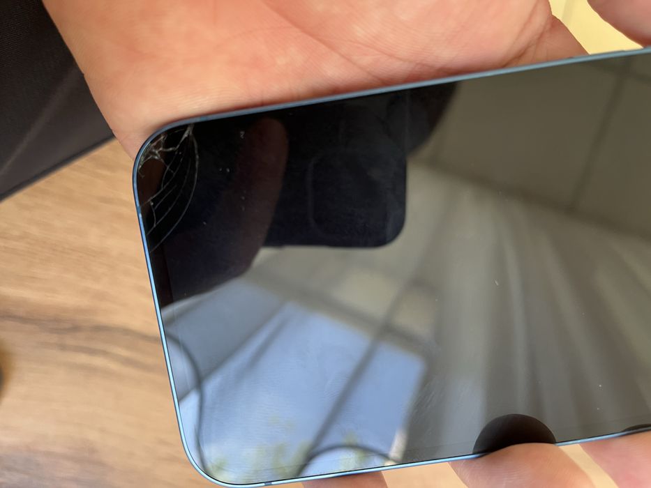 iPhone 13 256GB.