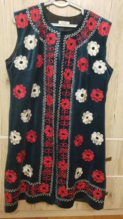 Длинная безрукавка+блузка ручной работы. Размер 48-50. Бархатная основ