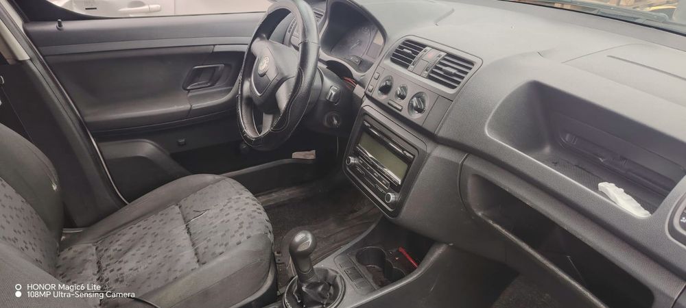 Dezmembrez Skoda Roomster - 1 (5J) (facelift) (2010 - 2015), 1.2 tdi, manual, CFWA, MZP