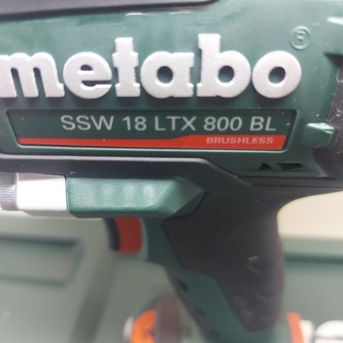 Акумулаторен ударен гайковерт Metabo SSW 18 LTX 800 BL