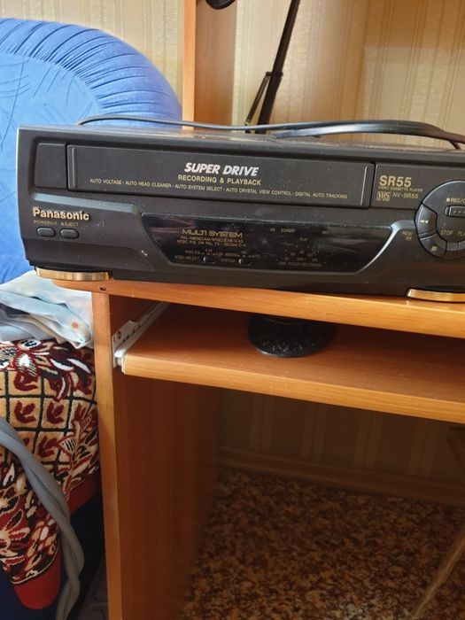 Видеомагнитофон Panasonik NB -SR 55EU
