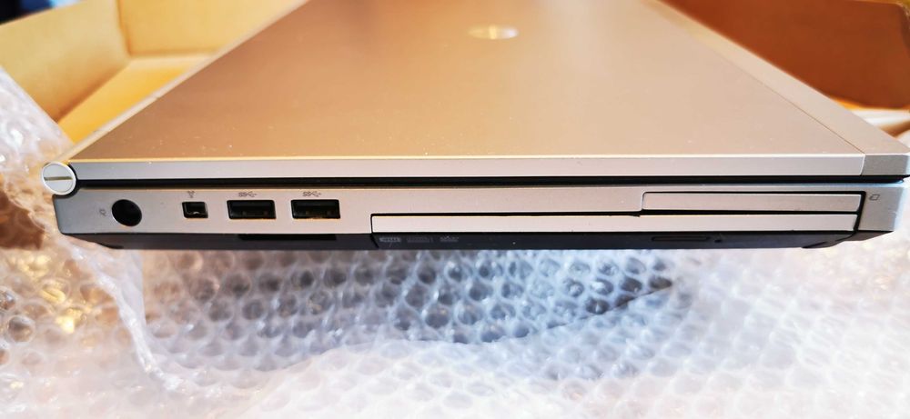 Dezmembrez Laptop Hp 8470p sau il vand intreg, I5/8gb/250SSD/DVD-RW