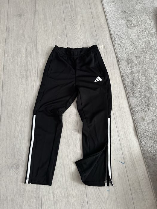 Спортивные штаны адидас