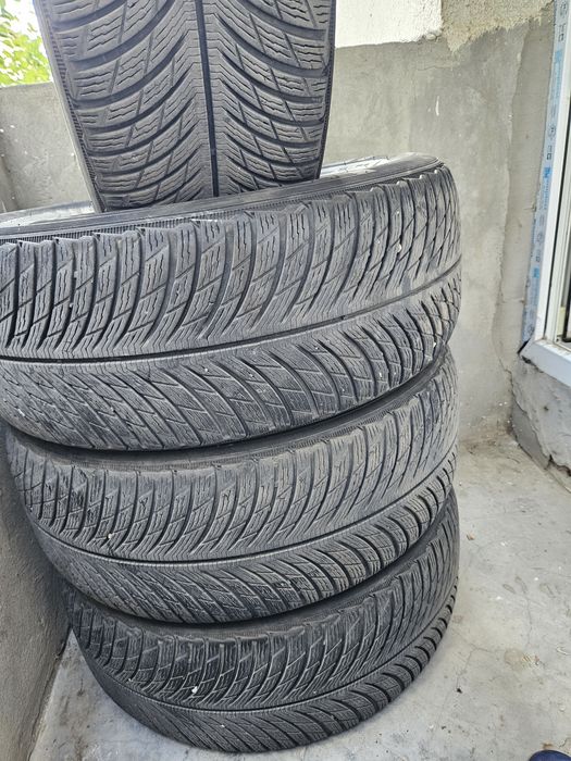 Anvelope iarna MICHELIN PILOT ALPIN 5 235/55 R17