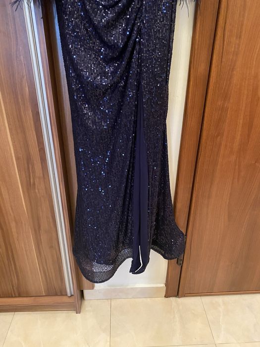 Официална свадбенна или бална рокля