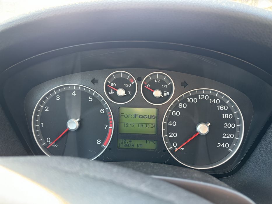 Ford Focus Hatchback 2006 - 1.6 Benzina, Cutie Automata