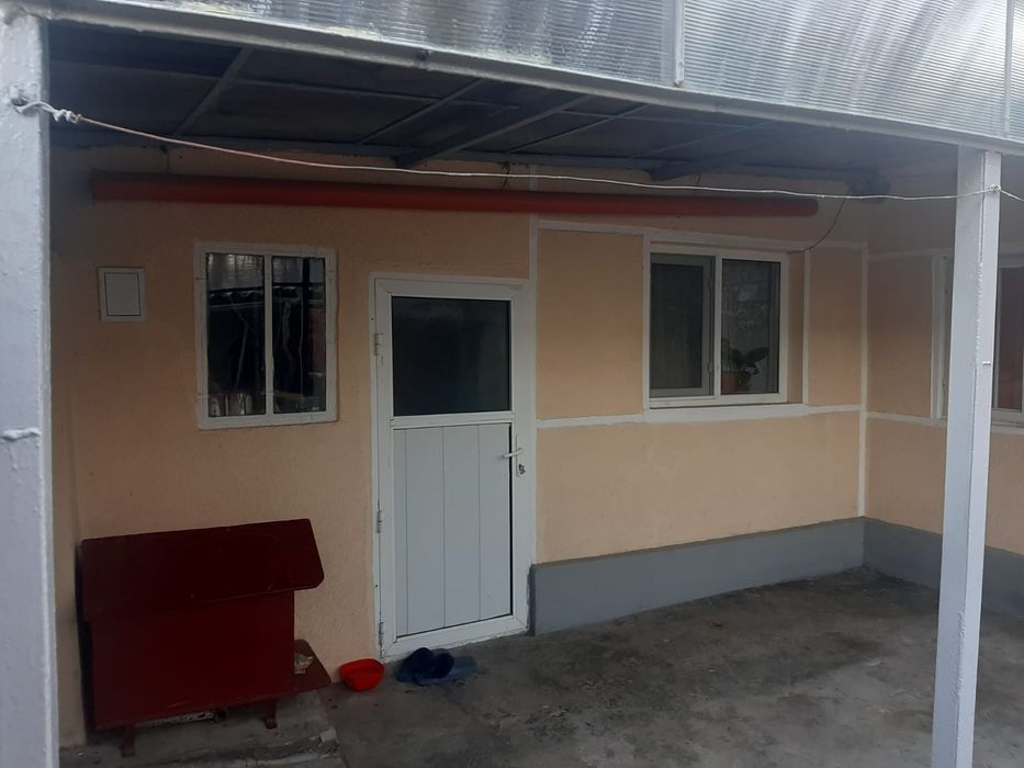 Vând casă 5 camere Medgidia