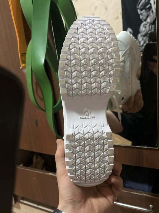 Converse кроссовки продаю