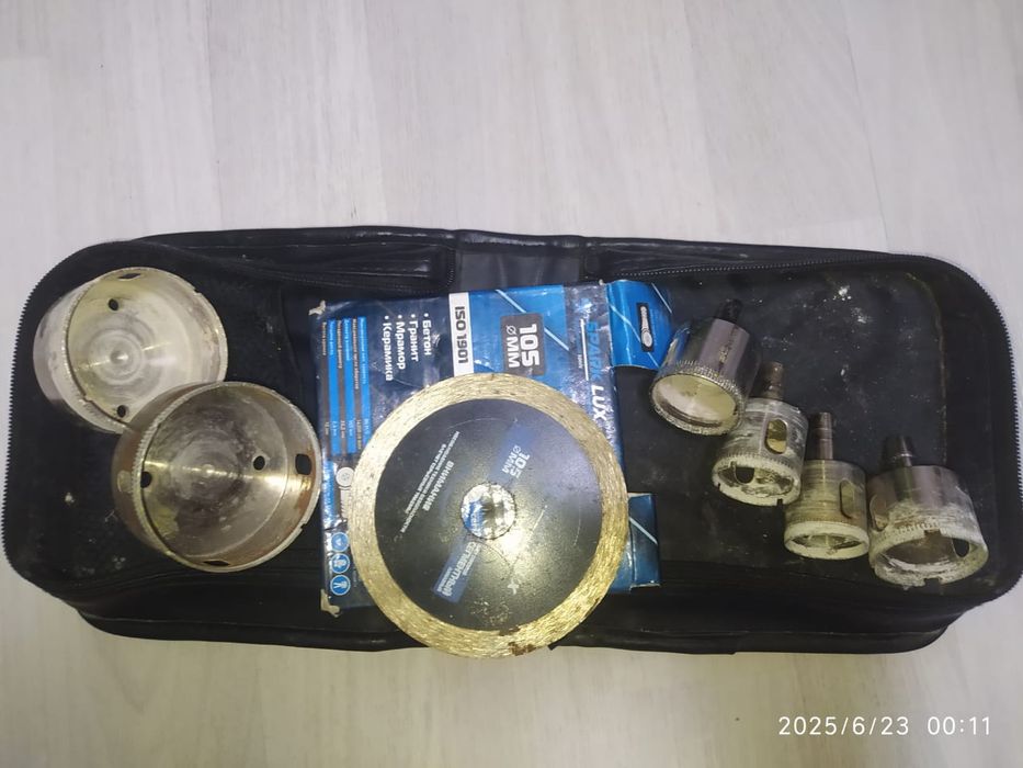 Коронки поткафелю