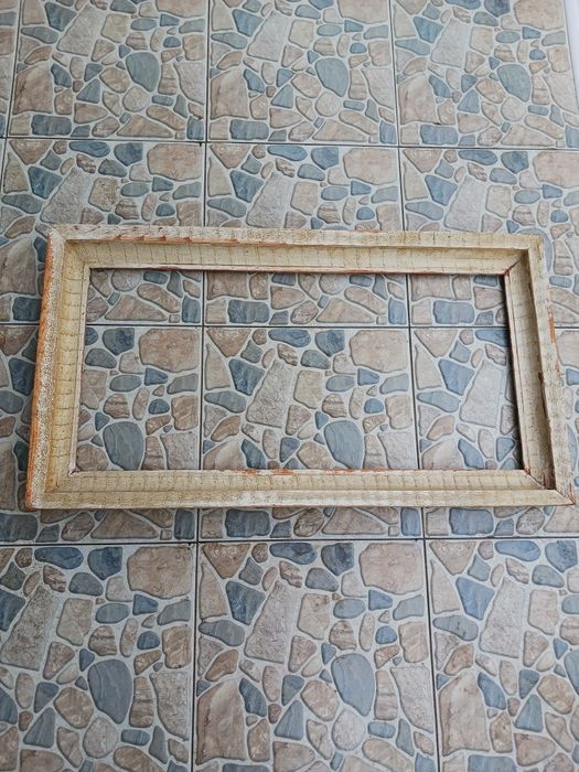 Керамични чинии и големи, стари заготовки