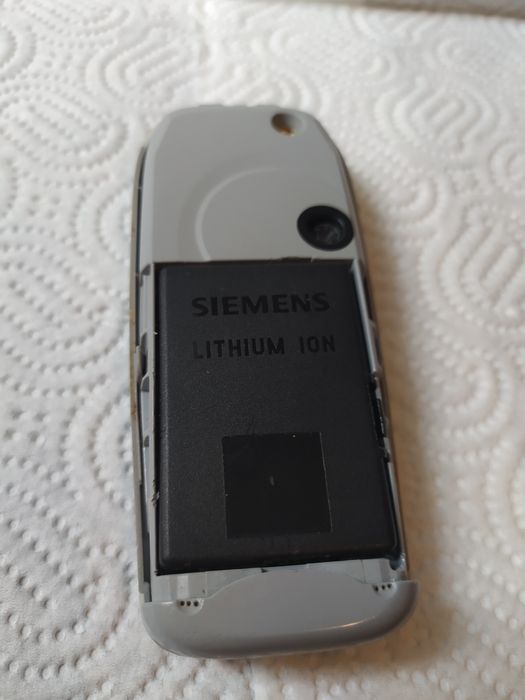 GSM  Siemens MC--60 нов със камера--GERMANY  със зарядно