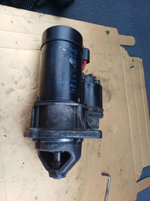 Продам стартер 1,6