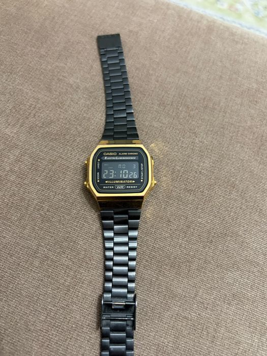 Casio часы оригинал все работает четко