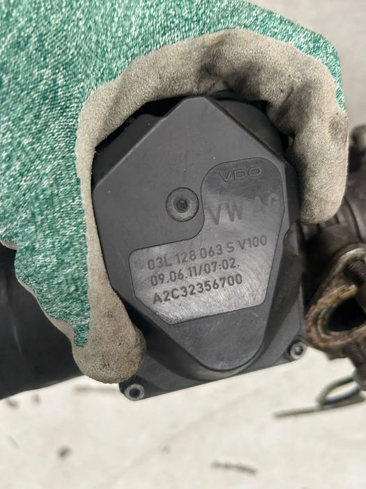 Galerie de admisie cu, clapeta de acceleratie si egr crafter 2.0 e5 03L128063sv100