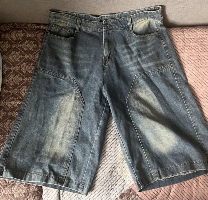 Джинсовые  шорты