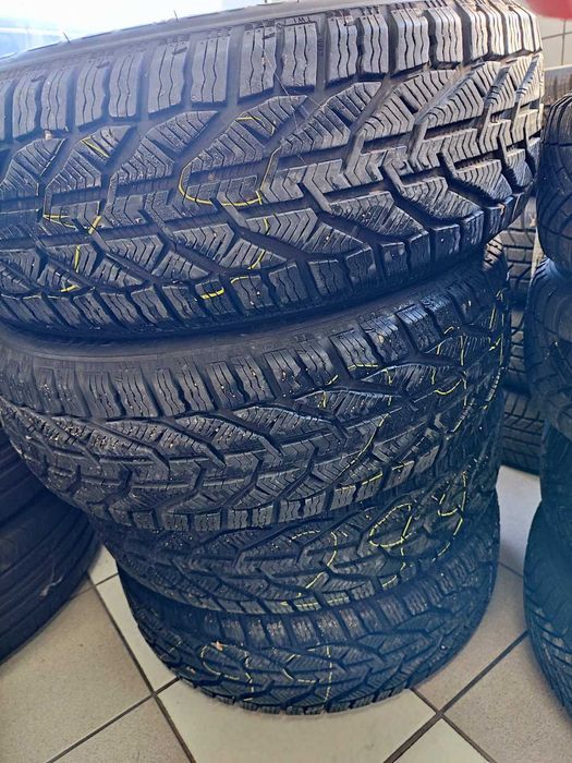 299 - Гуми 215/55R18 Tigar Winter