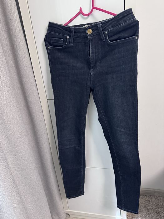5 perechi blugi si pantaloni 100 lei impreuna