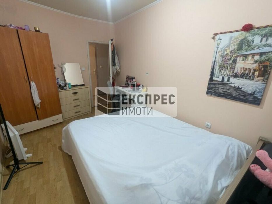 Дава се под наем Тристаен апартамент в Варна, Окръжна болница - 85 кв.м за 700 € - Снимка #10