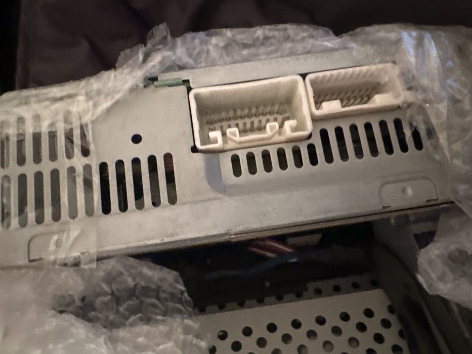 Магнитафон на лексус lx470 gx470