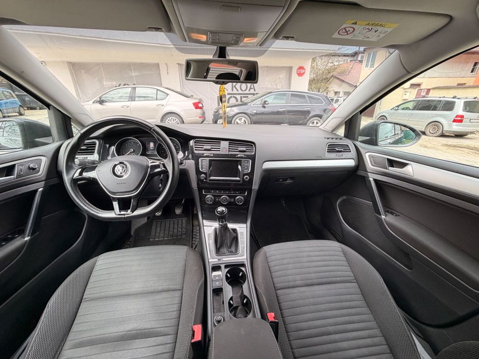 Volkswagen GOLF 2014