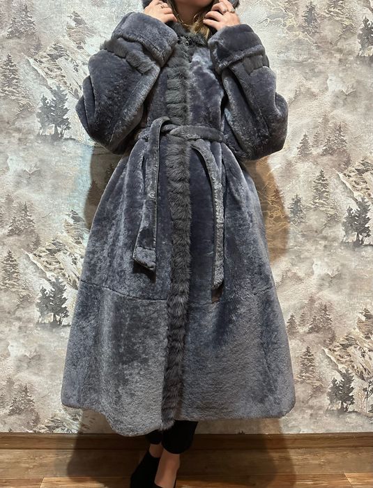 Шуба мутоновая 58 размер.