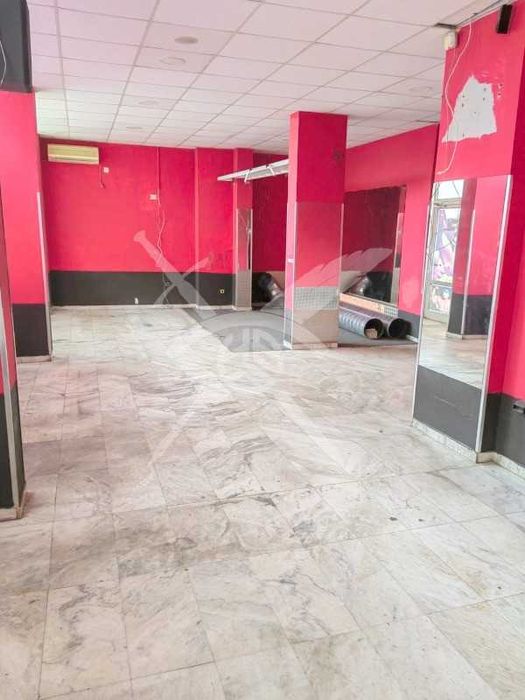 Продава се Магазин в Бургас, Изгрев - 180 кв.м за 1417 €/кв.м - Снимка #4