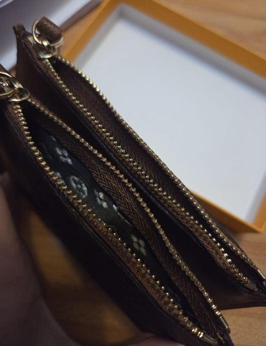 Portofel Louis Vuitton cu factură și cutie
