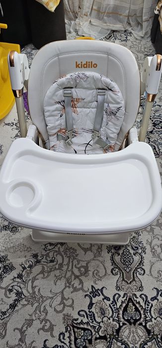 Детский стульчик для кормления