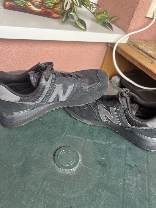 Nike air force , new balance 574