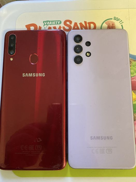 Телефоны продам в одни руки