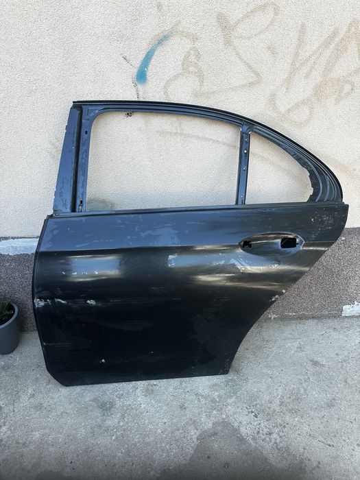 Ușă stânga spate mercedes e class w213.