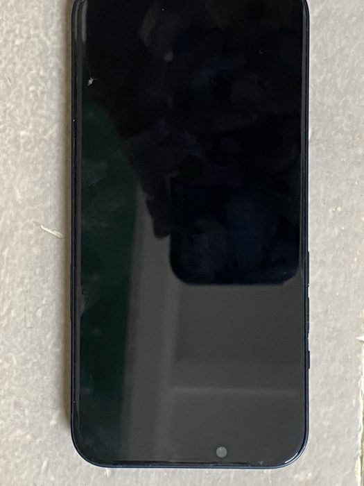 Продаю iPhone 13