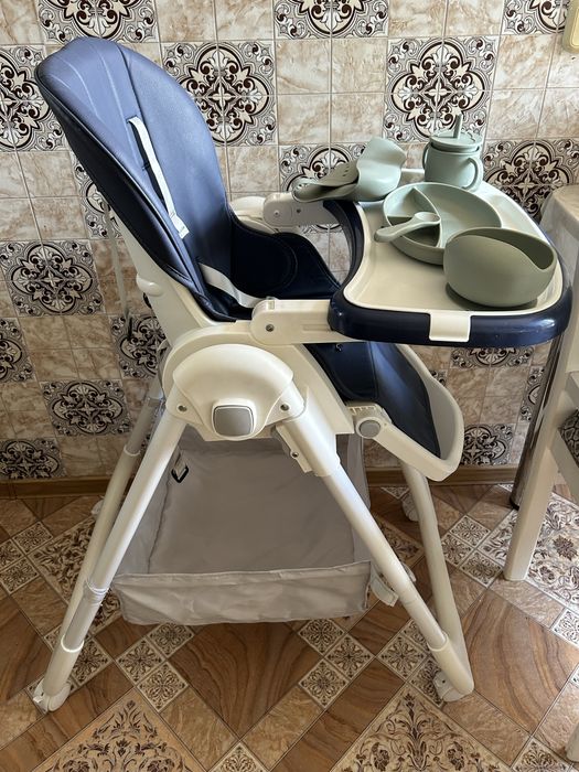 Детский стульчик для кормления