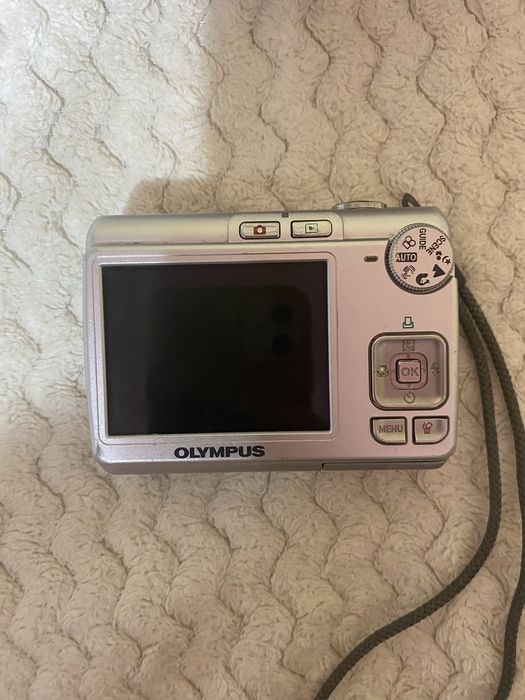 Цифровая камера Olympus Fe-210