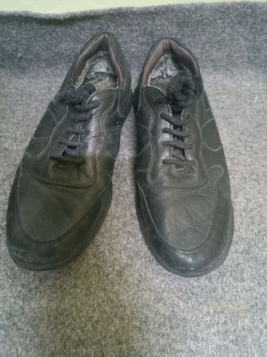 Ботинки утеплённые на меху 40 размер