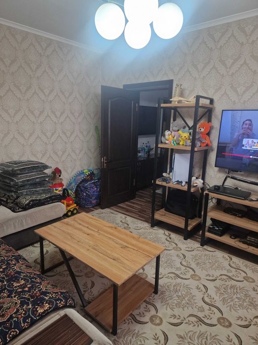 Продается квартира в сергели 2, 6 комнатная, 5 этаж 9-ти этажного дома