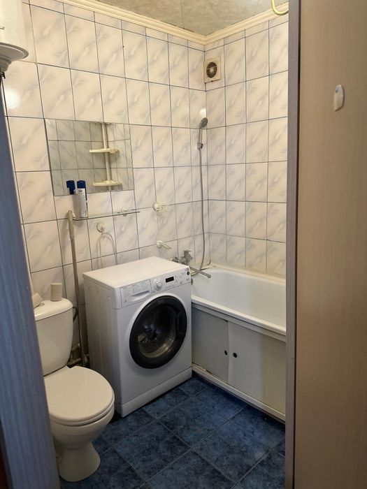 Сдаётся 2 -х комнат квартира