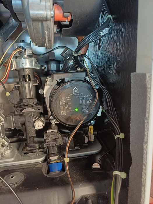 Vindem pompe Wilo,  ENER PLUS,  ARISTON