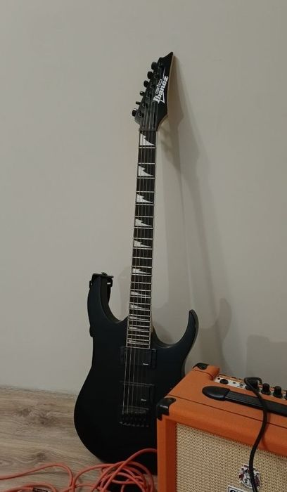 Продам гитару “Ibanez”