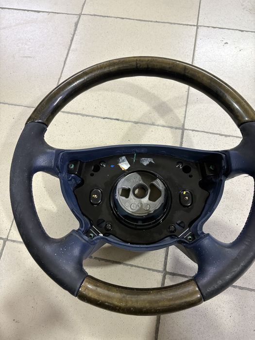 Руль от Мерседеса w211