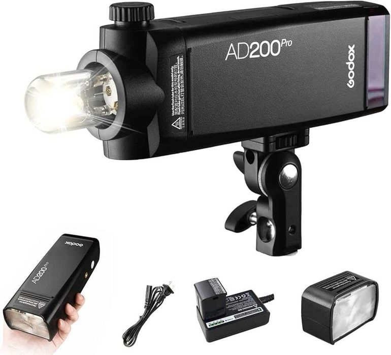 GODOX AD200Pro Светкавица