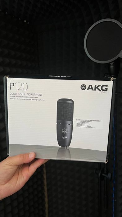 AKG P120 конденцаторный микрофон