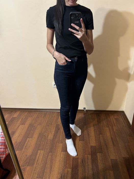 Продам джинсы