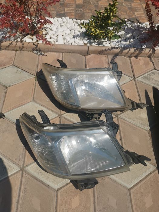 Far aripa dreapta Toyota hilux 2012/2013/2014/2015