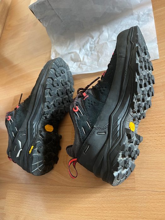 Ghete Salewa 38.5, piele si goretex