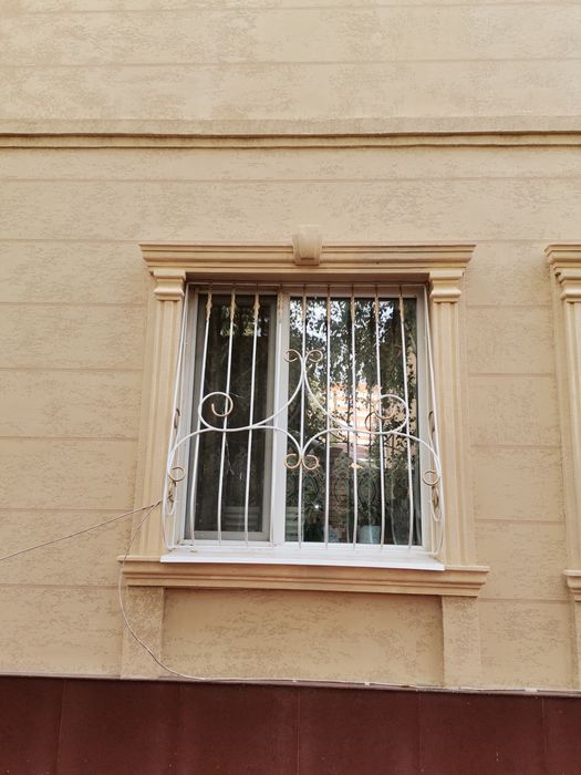 Фасадный декор из пенопласта.