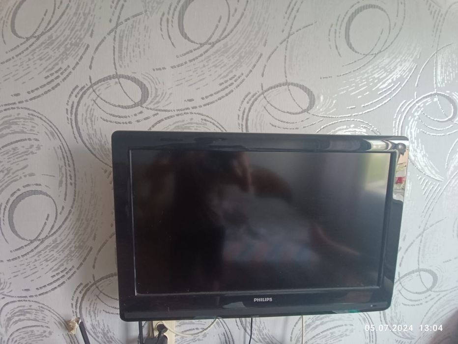 Продам телевизор 32 дюйма 81 см