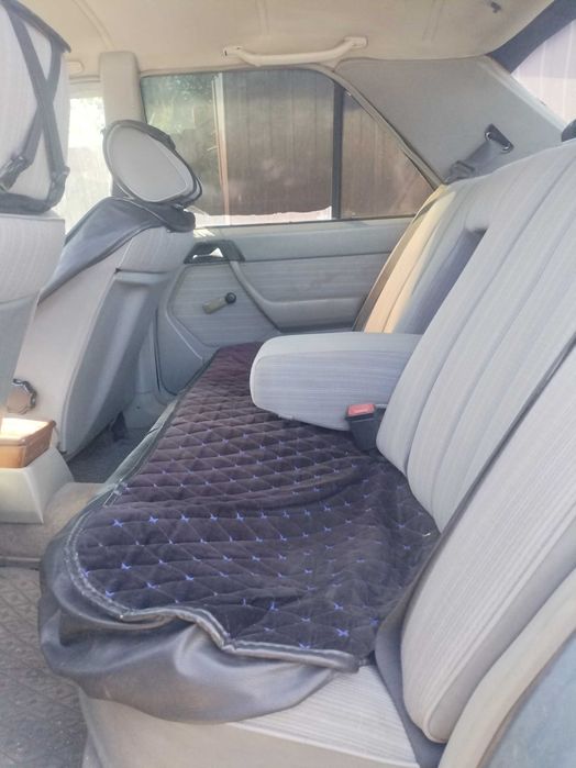 Продам живой 124мерс