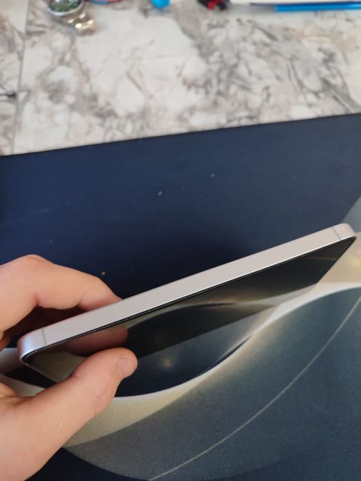 Galaxy S24 FE голубой